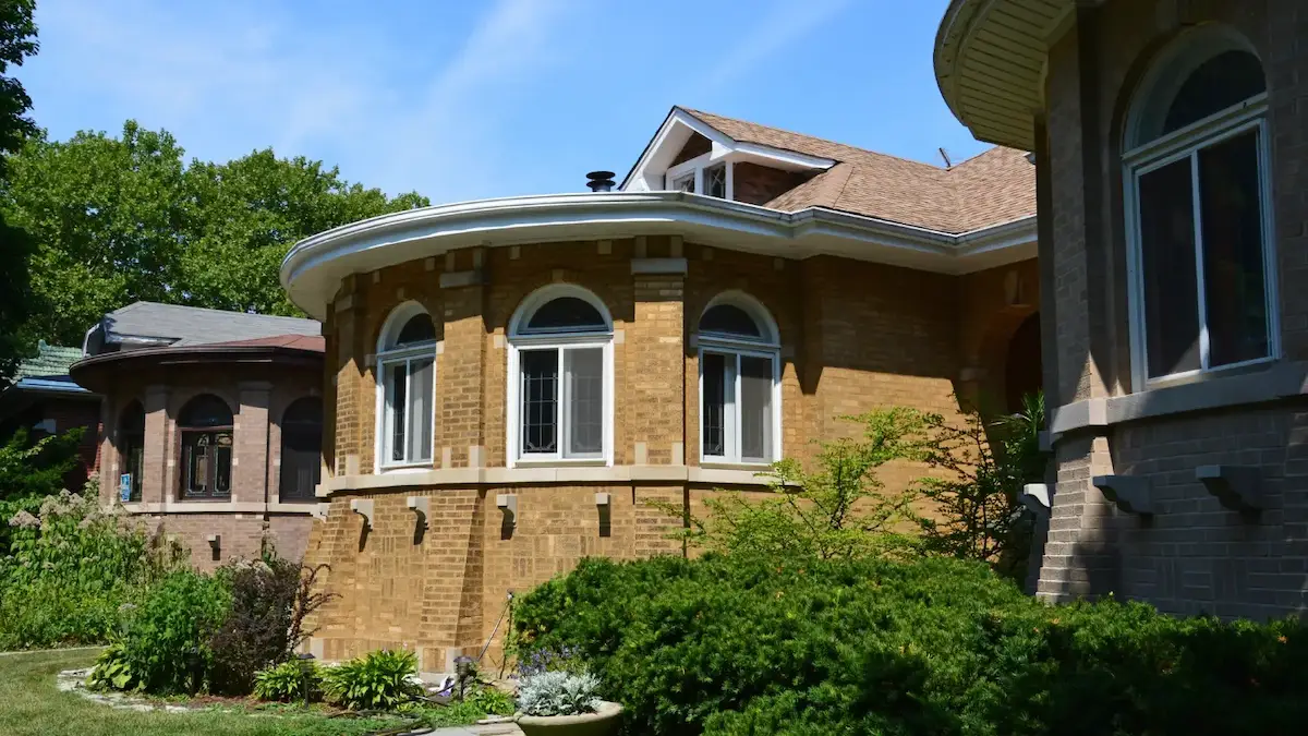 Chicago brick bungalow representing inherited property requiring a quiet title action